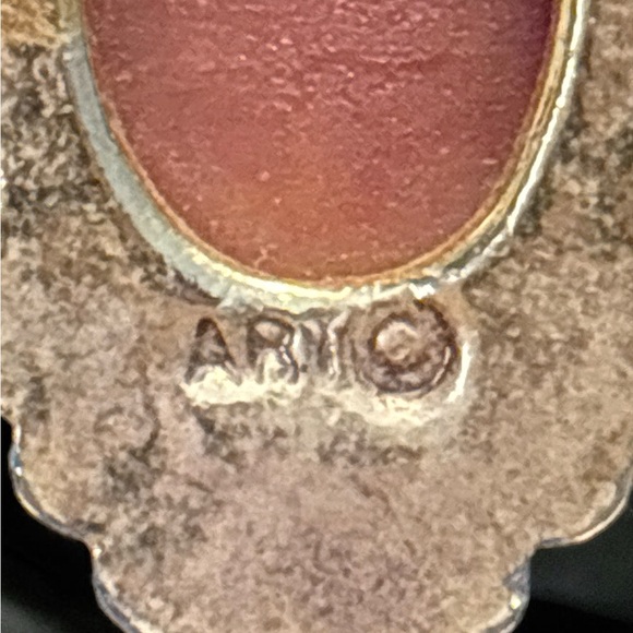 Vintage ART Arthur Pepper Gold Tone Resin Cameo Necklace 15” - Picture 5 of 10